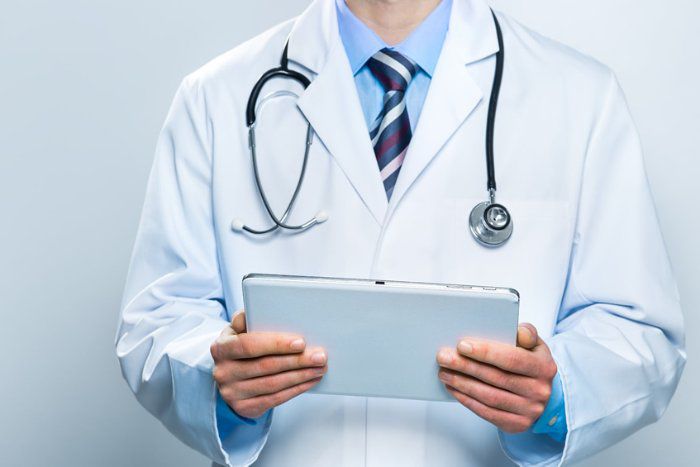 Anvisa prorroga at&eacute; mar&ccedil;o de 2027 prazo de transi&ccedil;&atilde;o para receitas eletr&ocirc;nicas de controle especial