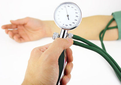 Betabloqueadores associados a riscos cardiovasculares para hipertensos submetidos à cirurgia não-cardíaca